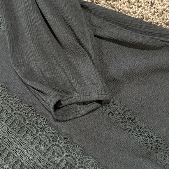 Maurice’s dressy top - Picture 5 of 6